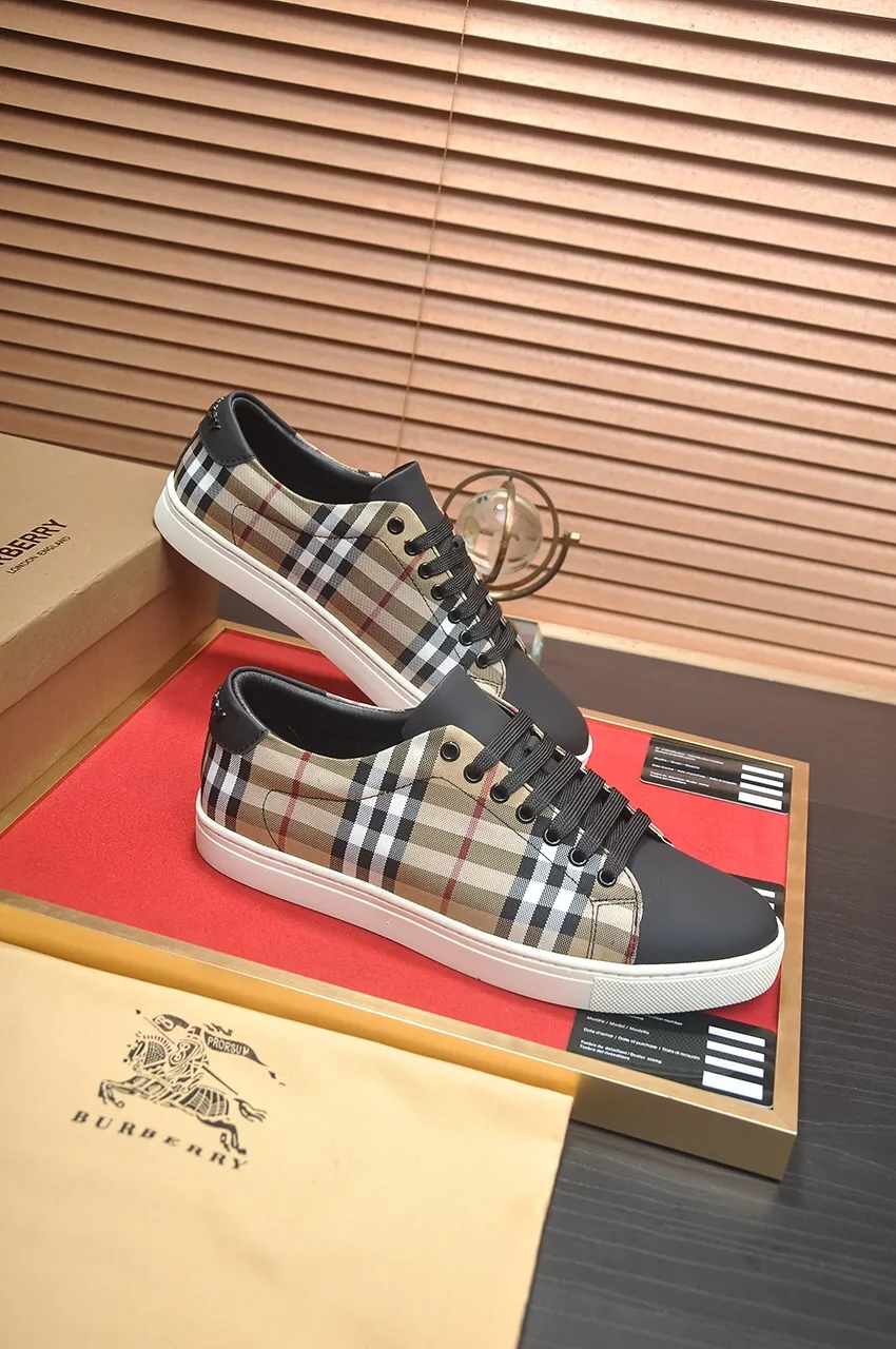 Men's shoes💰480💶[Burberry] (cowhide lining) classic low-top sneakers｜Imported cowhide with classic plaid fabric｜Cow leather lining｜Original outsole｜Fine workmanship and comfortable to wear Size: 38-44 (customized at 45)
